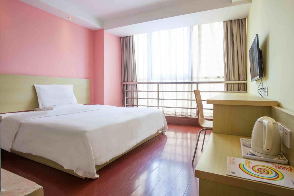 7Days Inn Huaihua West Bus Terminal Chambre photo